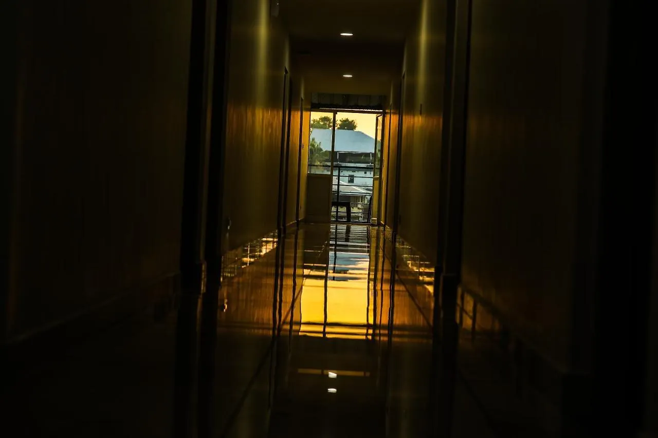 Отель Aldora Airport Residency Недумбассери