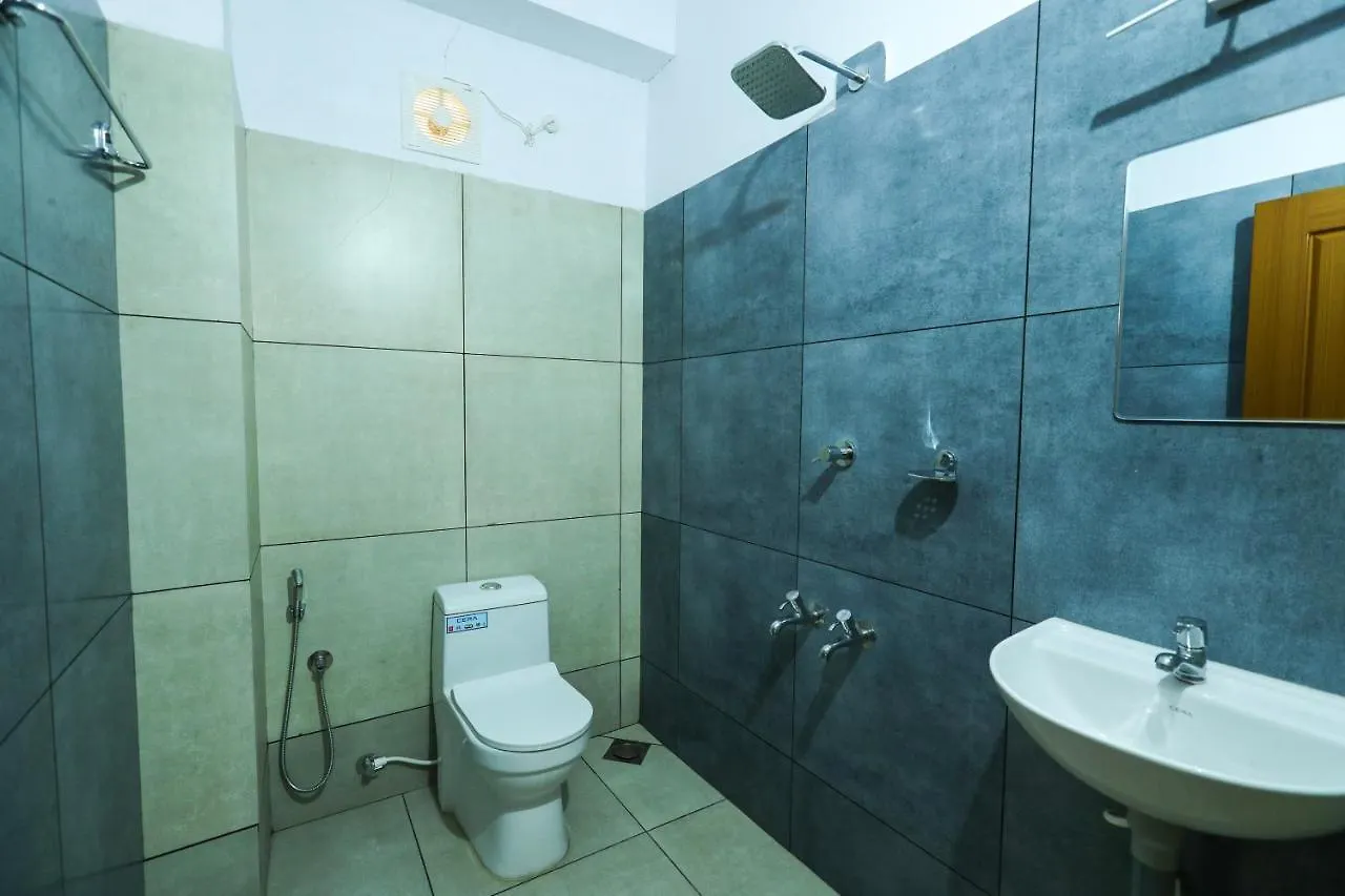 Отель Aldora Airport Residency Недумбассери 0*,