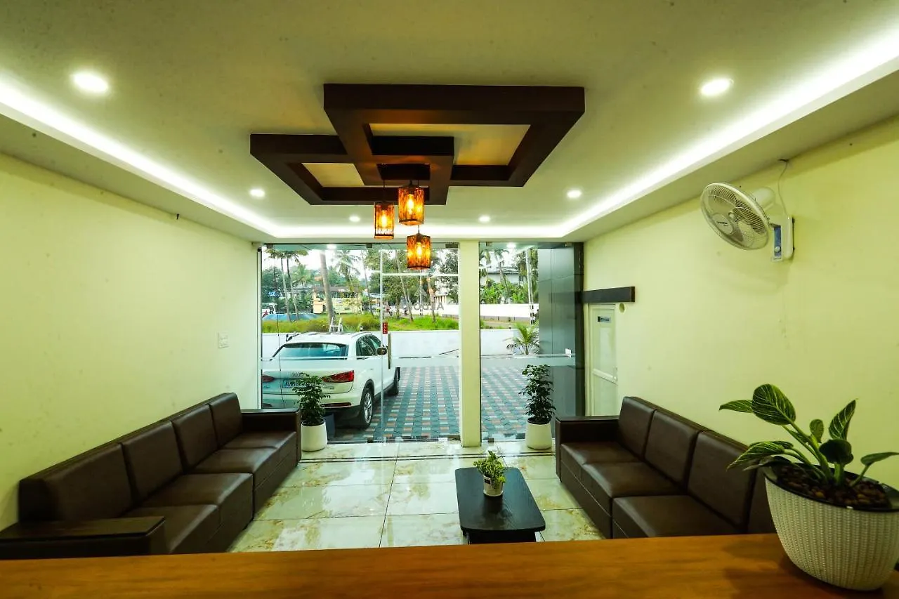 Отель Aldora Airport Residency Недумбассери Индия
